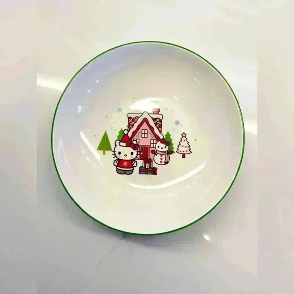 Hello Kitty Christmas Gingerbread House Ceramic Bowl 46oz // 6 AVAILABLE! - Picture 1 of 4
